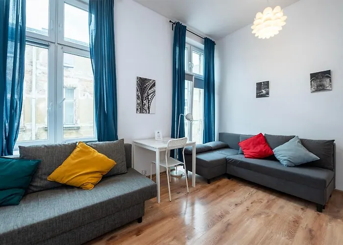 Luxury Location-Bright&Parking